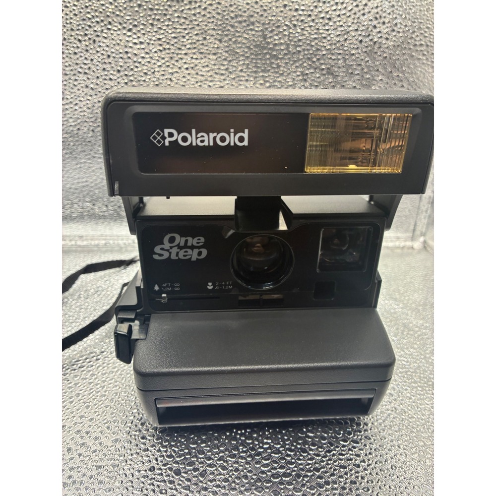 Polaroid OneStep 600 Instant Film Camera Black Vintage Retro Built-in Flash